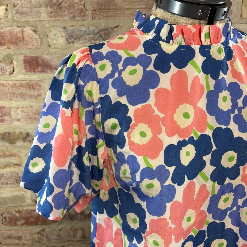 Jodifl floral high neckline blouse small - Picture 2 of 6